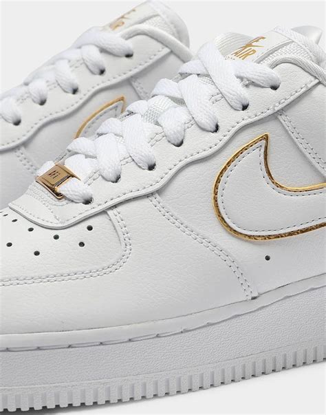 nike air force 1 07 essential weiß schwarz gold|Nike Air Force 1 low white gold.